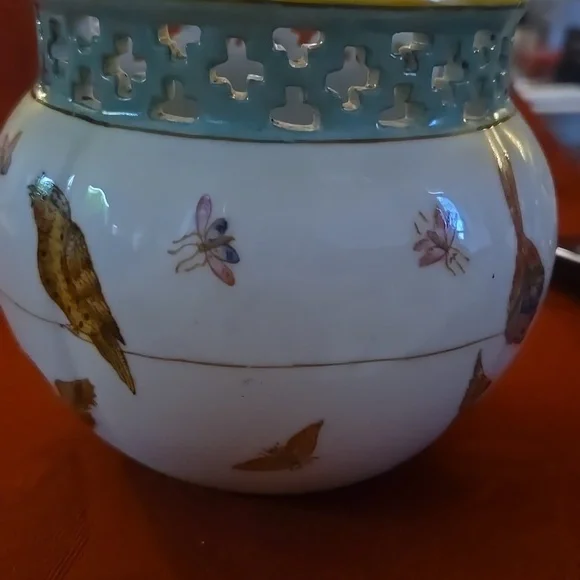 Vintage Asian Urn. Missing Lid. Has A Asiatides Mark - Picture 5 of 7